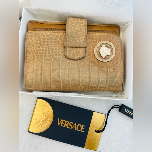 Versace Wallet - Picture 2 of 15